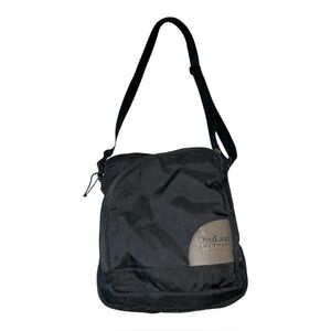 Overland Equipment Cross-body Bag Travel Purse Ellis Purse Black
